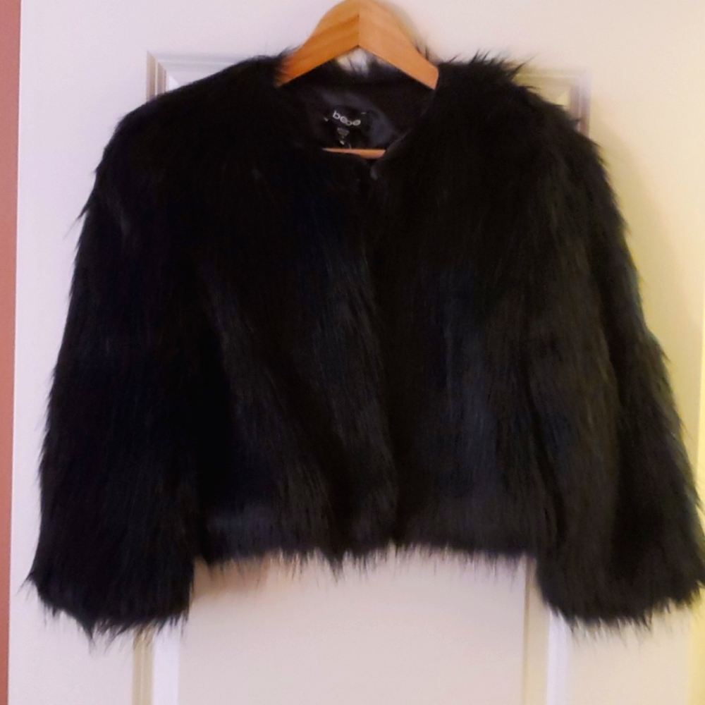 NWT Bebe cropped 3/4 sleeve fur jacket